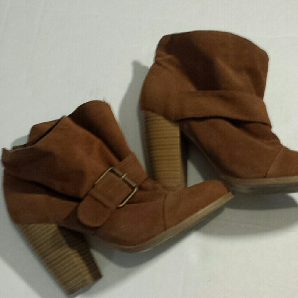 Charlotte Russe Heeled boots (7)